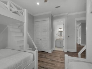 5 bedrooms, desk, iron/ironing board, free WiFi - Luxury Home, Gated Community, Pool Just Steps From Front Door! (Miramar Beach)