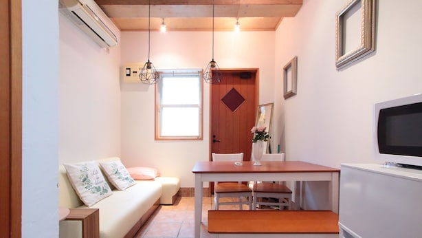 Standard Room, 1 Bedroom | Living area - Yoyogi House (Tokyo)