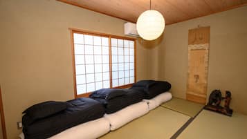 Two-Bedroom Apartment | 2 bedrooms, iron/ironing board, travel crib, free WiFi