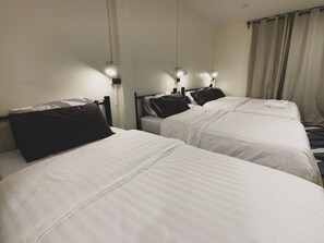 4 人部屋 | WiFi (無料)