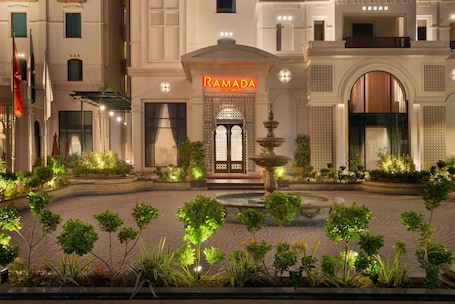 Exterior. Ramada by Wyndham Lahore Gulberg II