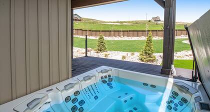 Family-friendly Home w/ Lake & Mtn. Views and Private Hot Tub - close to marina