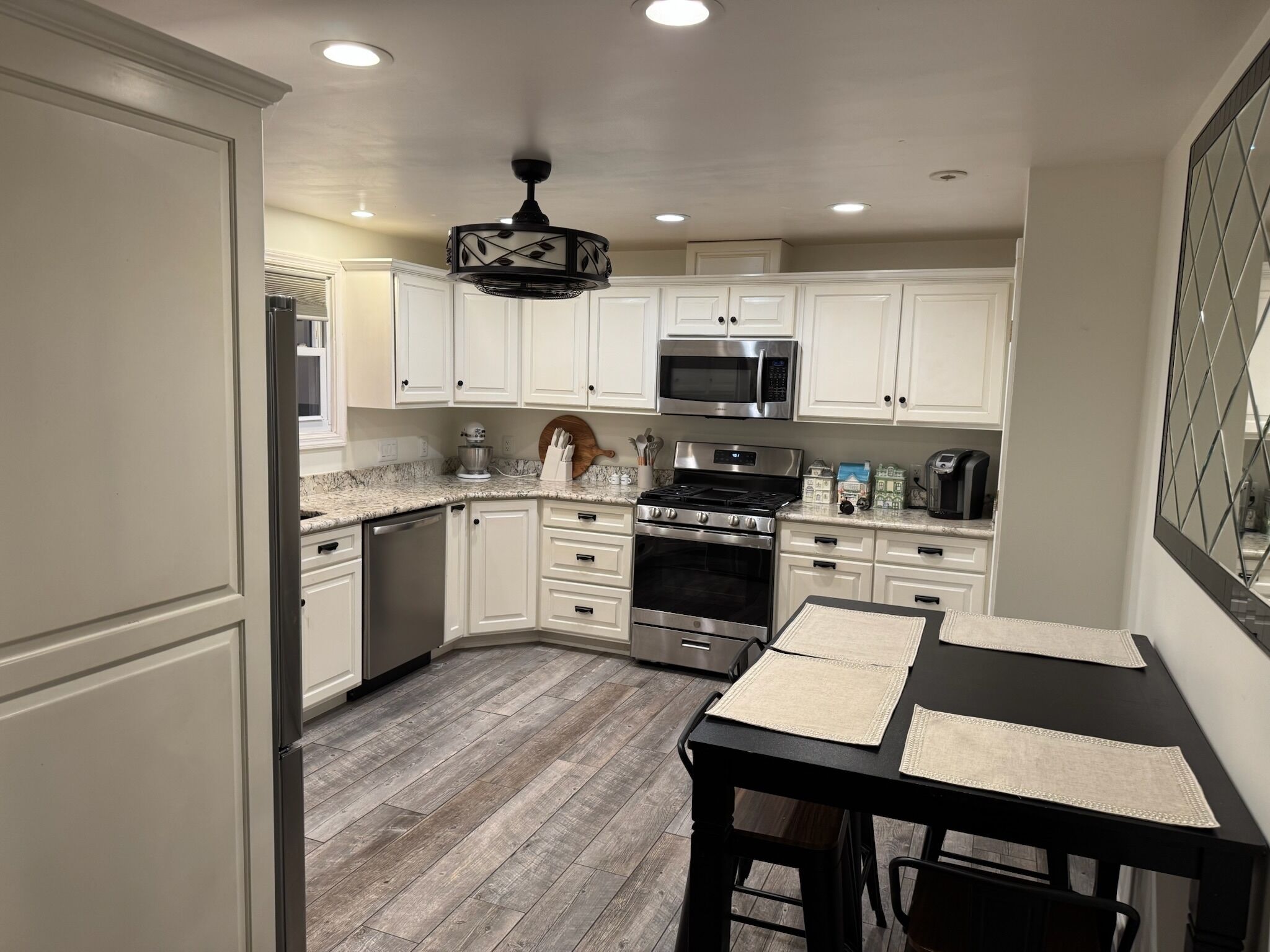 Microwave, oven, stovetop, dishwasher