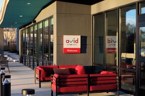 Exterior - avid hotel Boston Logan Airport - Revere by IHG (Revere)