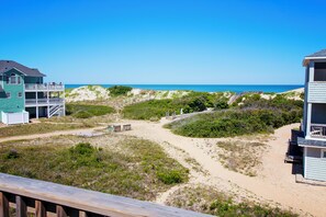 Beach nearby - Semi-Oceanfront, Close to Beach, Private Pool, Pool Table, OS5Q, Olympus (Corolla)