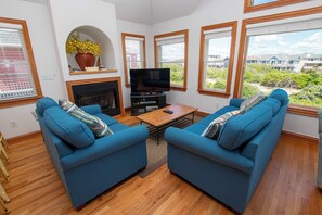 Télévision, cheminée