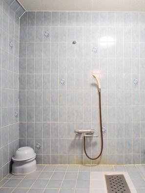 Standard Double Room | Bathroom | Shower, slippers, towels - Hotel SAN MARCO (Tokyo)