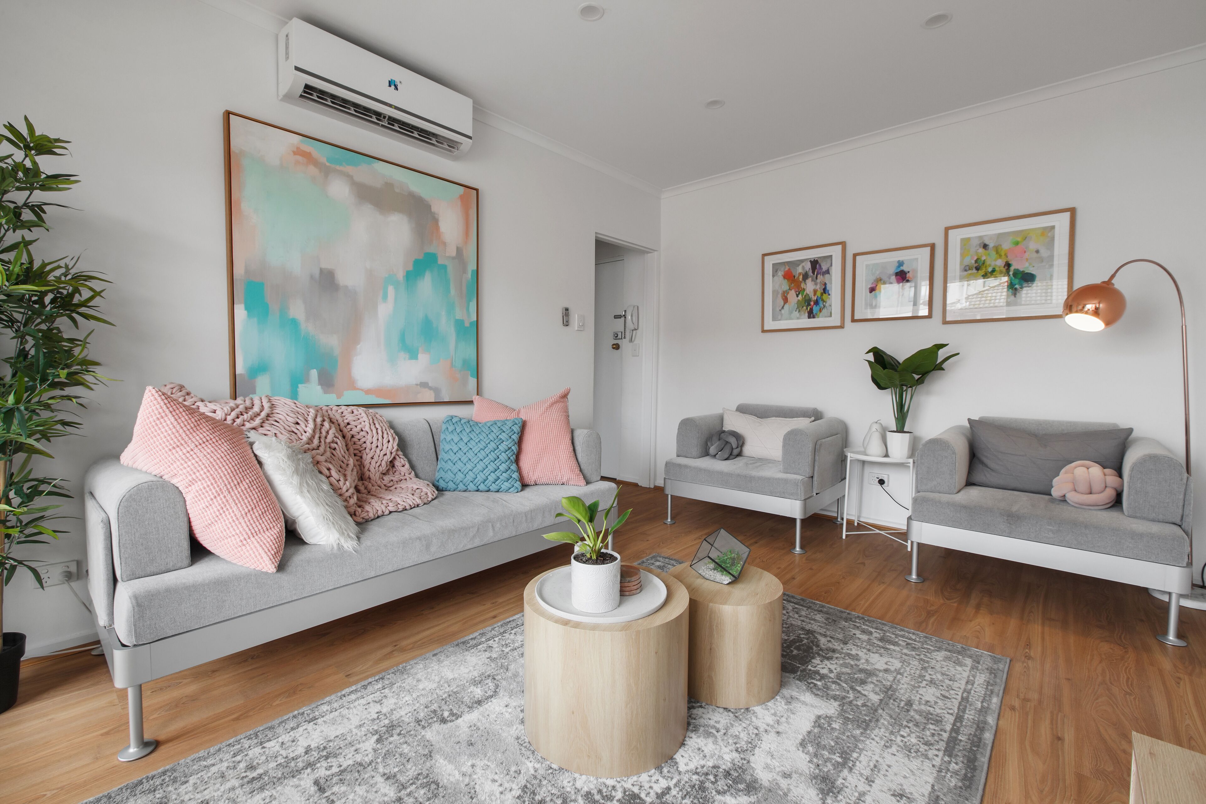 Apartemen, 1 kamar tidur, Bebas Asap Rokok, dapur | Area keluarga | Televisi LCD 49-inci dengan saluran TV kabel dan TV