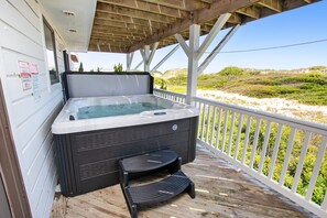 Outdoor spa tub - OCEANFRONT, Ocean Views, Sun Deck, Close to Beach Access, OS18D, A Place By The Sea (Corolla)