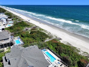 On the beach - OCEANFRONT, 8 BRs, Rec Rm, Pool, H Tub, Media Rm, Ocean Views, OS24C, Flying Cloud II (Corolla)