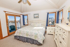 6 عدّة غرف نوم ومكواة/لوح كي وواي فاي مجانًا وملاءات أسرّة