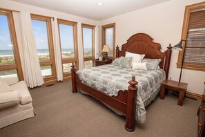 6 室のベッドルーム、デスク、アイロン / アイロン台、WiFi (無料)