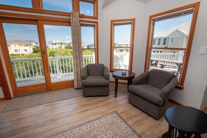 TV - Oceanside, 7 BRs, Pool, Dogs Welcome, Pool Table, WW867, Flip Flops and Pop Tops (Corolla)