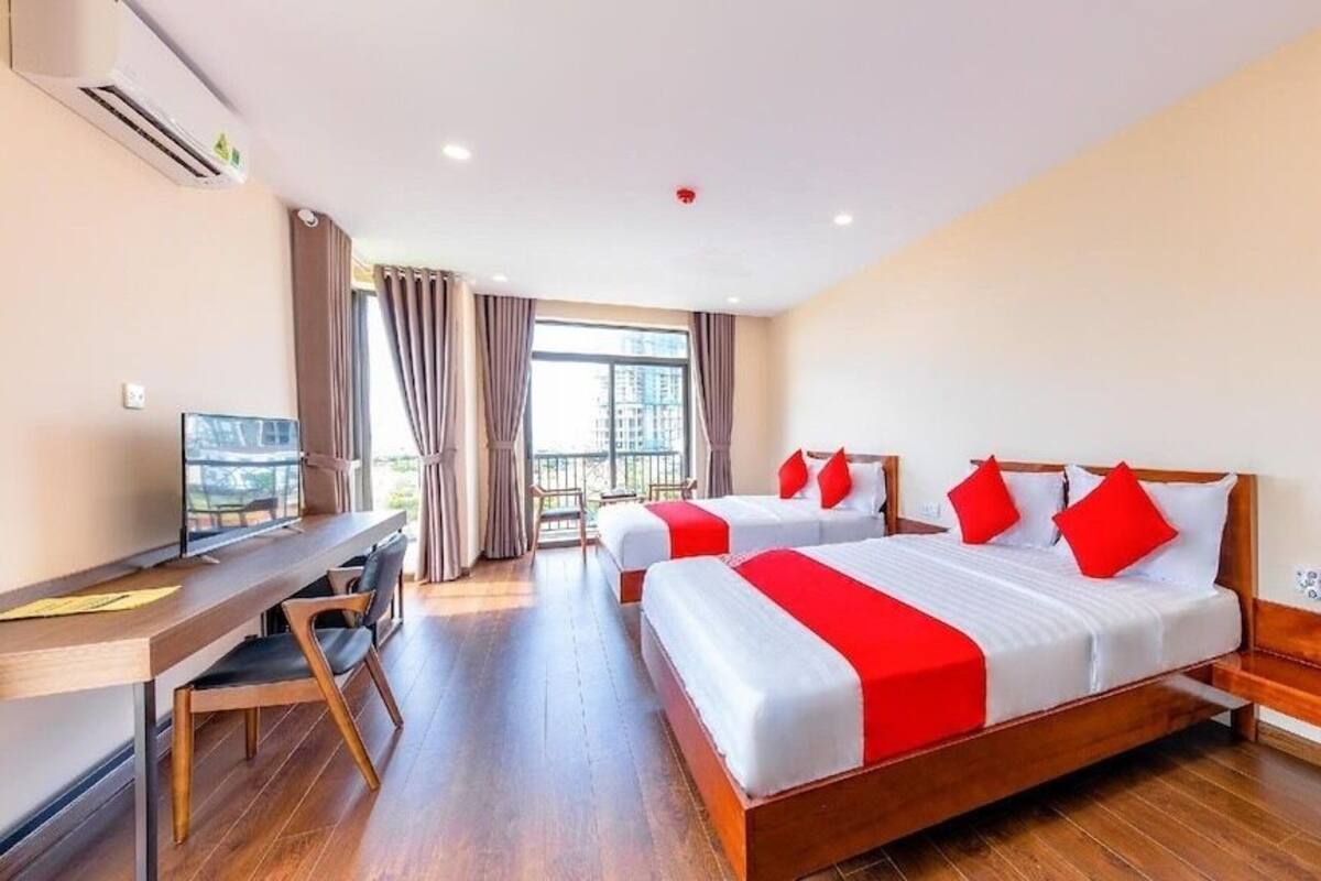 Cortinas blackout, wifi gratis y ropa de cama 