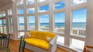 Fernseher, Kamin, DVD-Player, Stereoanlage