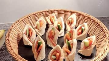 Free daily self-serve breakfast