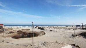 Una spiaggia nelle vicinanze