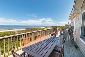 Outdoor dining - OCEANFRONT, Ocean Views, Sun Decks, Prv Beach Access, SA69, Kirk (Duck)