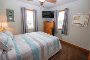 4 Schlafzimmer, Bügeleisen/Bügelbrett, kostenloses WLAN