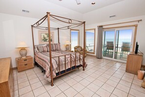 6 bedrooms, iron/ironing board, free WiFi, bed sheets