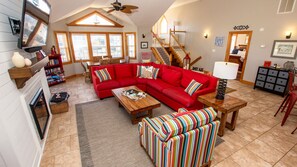 TV, stereo - Oceanside, 8 BRs, Private Pool and Hot Tub, Pool Table, PI109, Sweet TEA (Corolla)