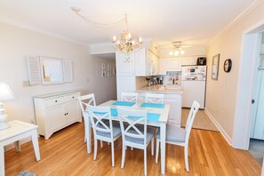 Dining - Oceanfront, Community Pool and Beach Accesses, Ocean Views, C326D, Our Point Of View (Duck)