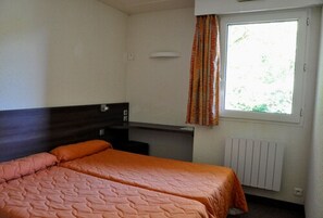 Desk, blackout curtains, cots/infant beds, free WiFi