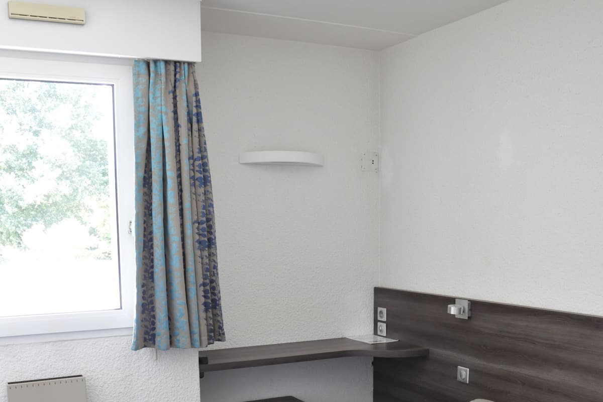 Dobbelt- eller tomannsrom | Bad | Dusj, toalettartikler (inkludert) og håndklær