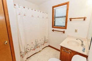 Shower, towels