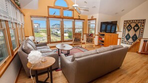 Flat-screen TV, foosball, stereo