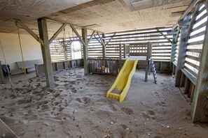 Children’s area - Oceanside, 400 ft to Beach access, screened porch, SNH416, Ocean Adventure (Nags Head)