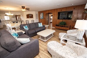 TV, fireplace, DVD player, books