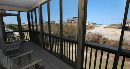 Oceanside, 400 ft to Beach access, screened porch, SNH416, Ocean Adventure