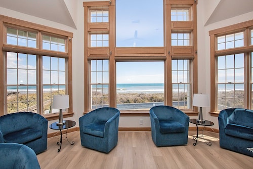 OCEANFRONT, Private Pool, ELEV, Ocean Views, Hot Tub, Close to Beach Access, PI48, Oz