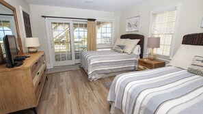 11 bedrooms, iron/ironing board, free WiFi, bed sheets - OCEANFRONT, 11 BRs, Pool, Theater Rm, Elev, Game Rm, KD2, Grand Luxxe (Kill Devil Hills)