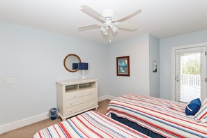 5 habitaciones, escritorio, tabla de planchar con plancha y wifi gratis 