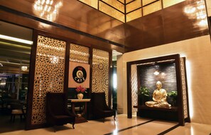 Lobby - Hotel Almeida (Dera Bassi)