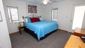 5 habitaciones, tabla de planchar con plancha y wifi gratis 