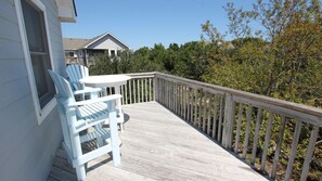 Property grounds - Oceanside, 5 BRs, Dog Welcome, Close to Shopping, SCH132, Sue's Seahouse (Duck)