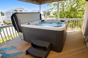 Baignoire à remous extérieure
