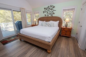 6 chambres, fer et planche à repasser, Wi-Fi gratuit, draps fournis