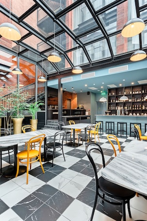 Dining. Taberne Boutique Hotel Tbilisi