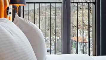 Superior Double Room | In-room safe, soundproofing, free WiFi, bed sheets