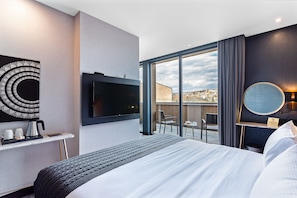 Kahden hengen panoraamahuone | Tallelokero huoneessa, äänieristys, ilmainen Wi-Fi, vuodevaatteet