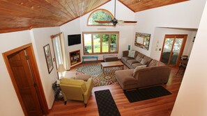 Flat-screen TV, DVD player, stereo