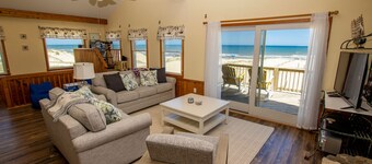 OCEANFRONT, 4-wheel drive area, Wild Horses, Ocean Views! 4x1662, Dolphin Watch