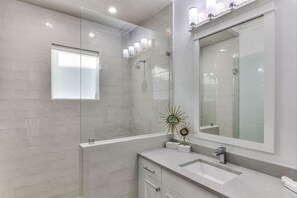 Hair dryer, towels