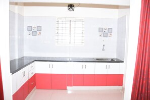 Electric kettle - Cranberry Hospitality Services (Bengaluru)