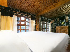 ห้องสแตนดาร์ดทริปเปิล | Wi-Fi ฟรี, ผ�้าปูที่นอน