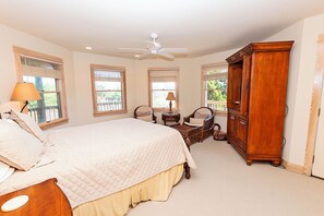 5 bedrooms, iron/ironing board, free WiFi, bed sheets